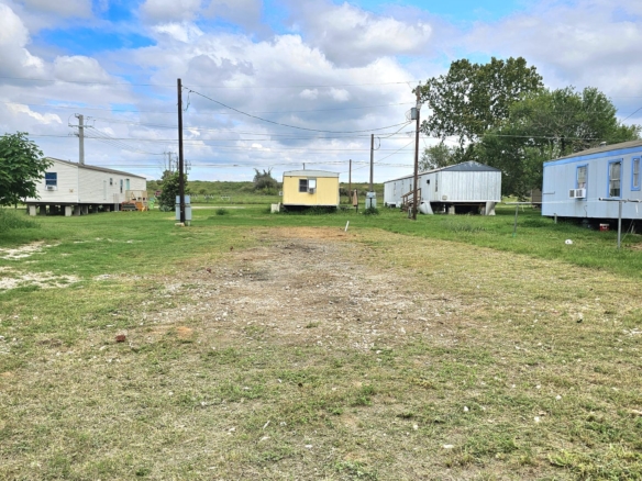 Highway 16 Mobile Home & RV Community | Lot 12