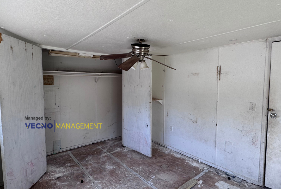 Castroville Mobile Home Community | Lot 13