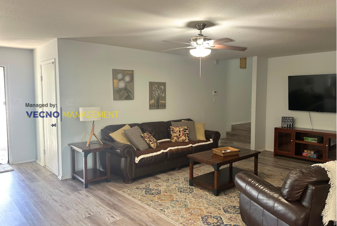11922 Meadow Wells