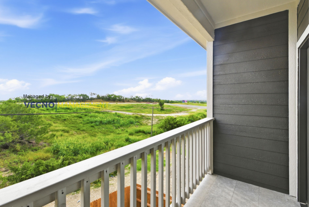 7240 Magnolia Creek | 102