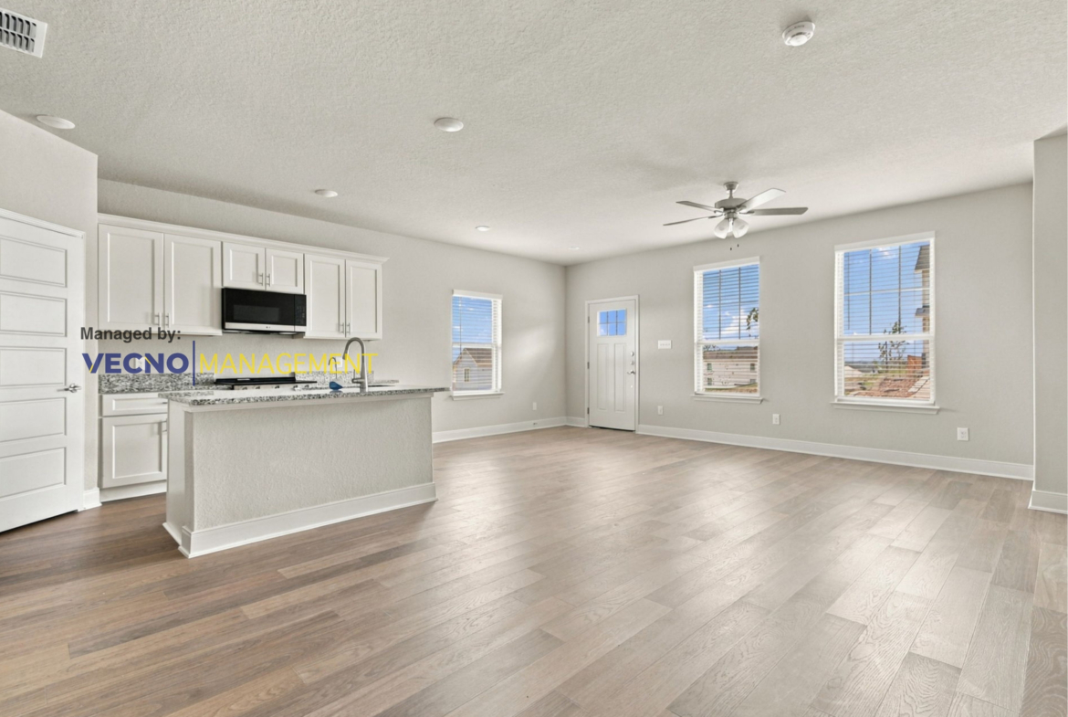 7240 Magnolia Creek | 101