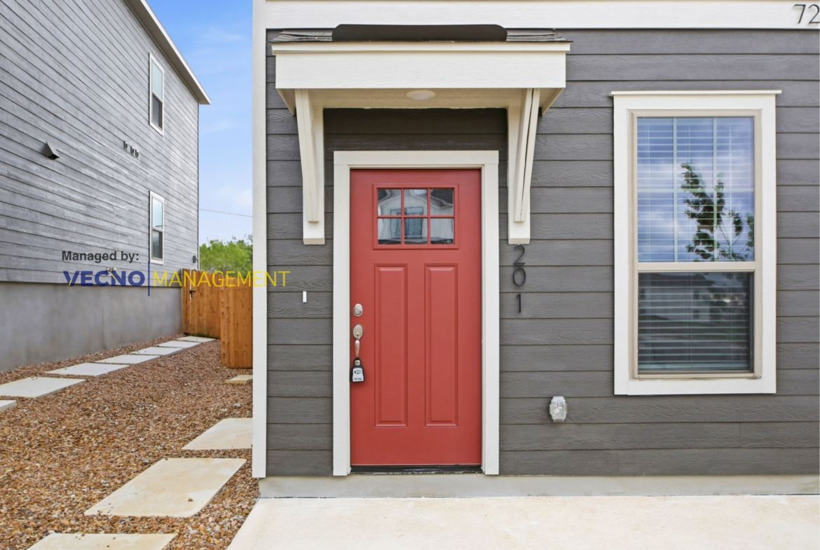 7240 Magnolia Creek | 102