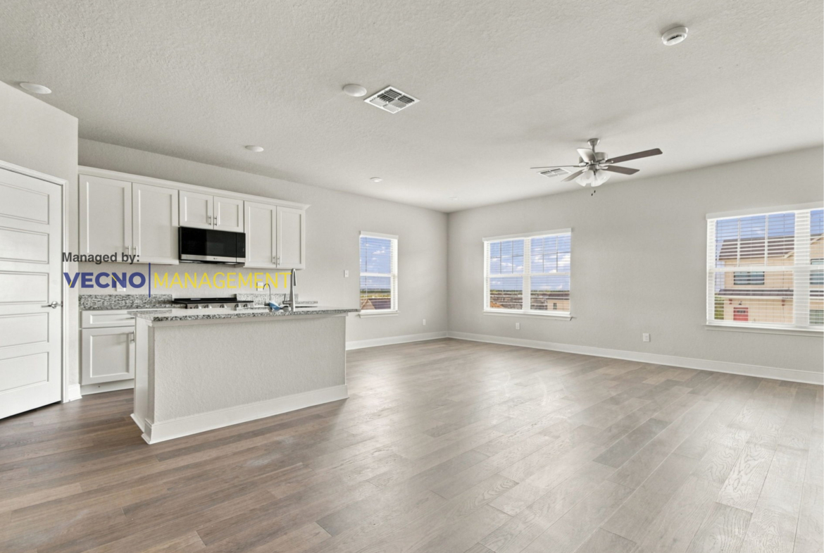 7240 Magnolia Creek | 102