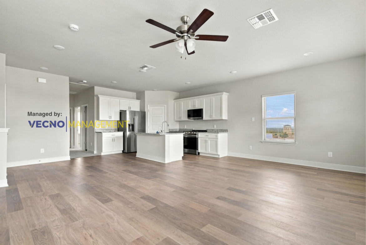 7240 Magnolia Creek | 102